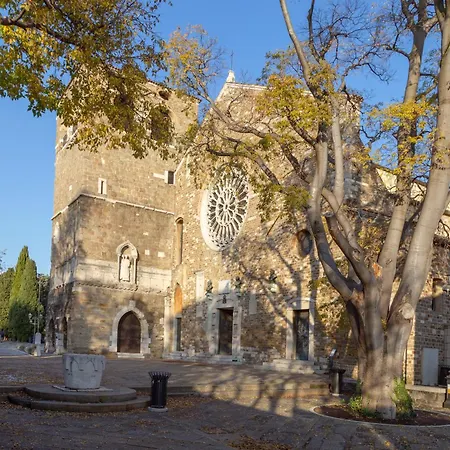 Casa Vacanze All'arco Di Riccardo *