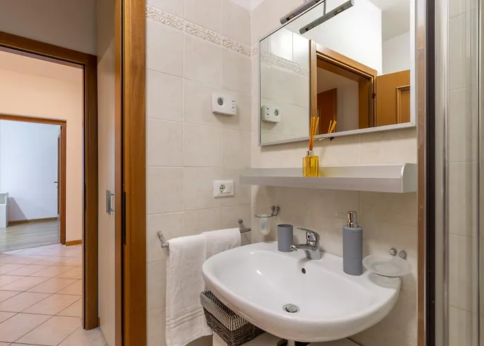 Casa Vacanze All'arco Di Riccardo * Triëst