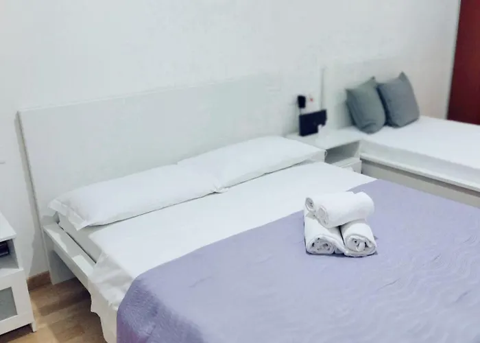 Casa Vacanze All'arco Di Riccardo Appartement Triëst