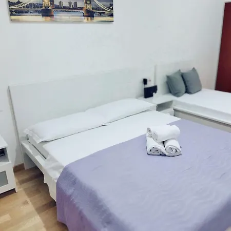 Casa Vacanze All'arco Di Riccardo Апартаменты Триест